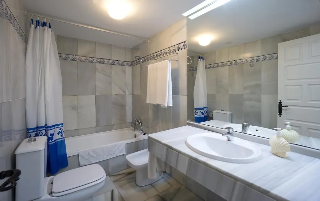 Apartamentos Turisticos Rio Marinas Nerja 0*,  Spain